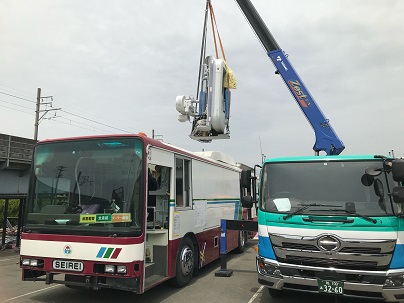 X線透視装置更新の様子