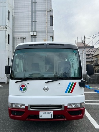 胸部レントゲン車（正面）