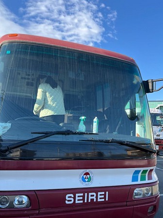 車内清掃の様子