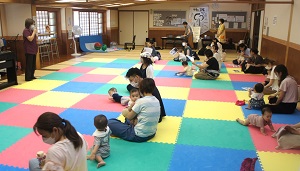 講話「予防接種」の様子