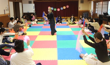 ベビーリトミックの様子