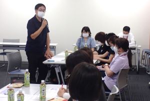 グループ毎の発表の様子