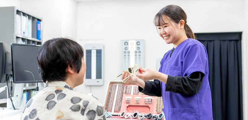 眼科検査室イメージ