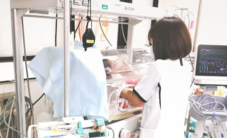 新生児集中治療室 NICUイメージ
